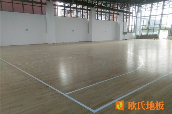 體育木地板采購細(xì)節(jié)有哪些